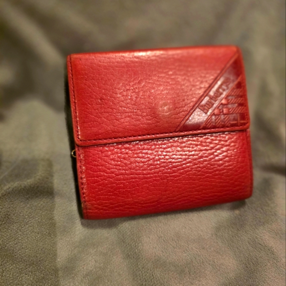 Burberry red wallet - Picture 1 of 7